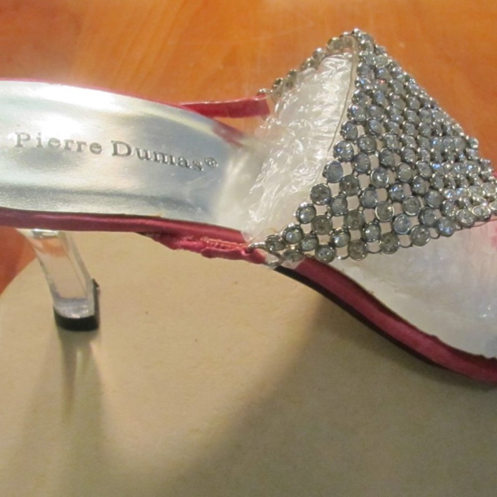 PIERRE DUMAS CLEAR RHINESTONE AND HOT PINK HEELS